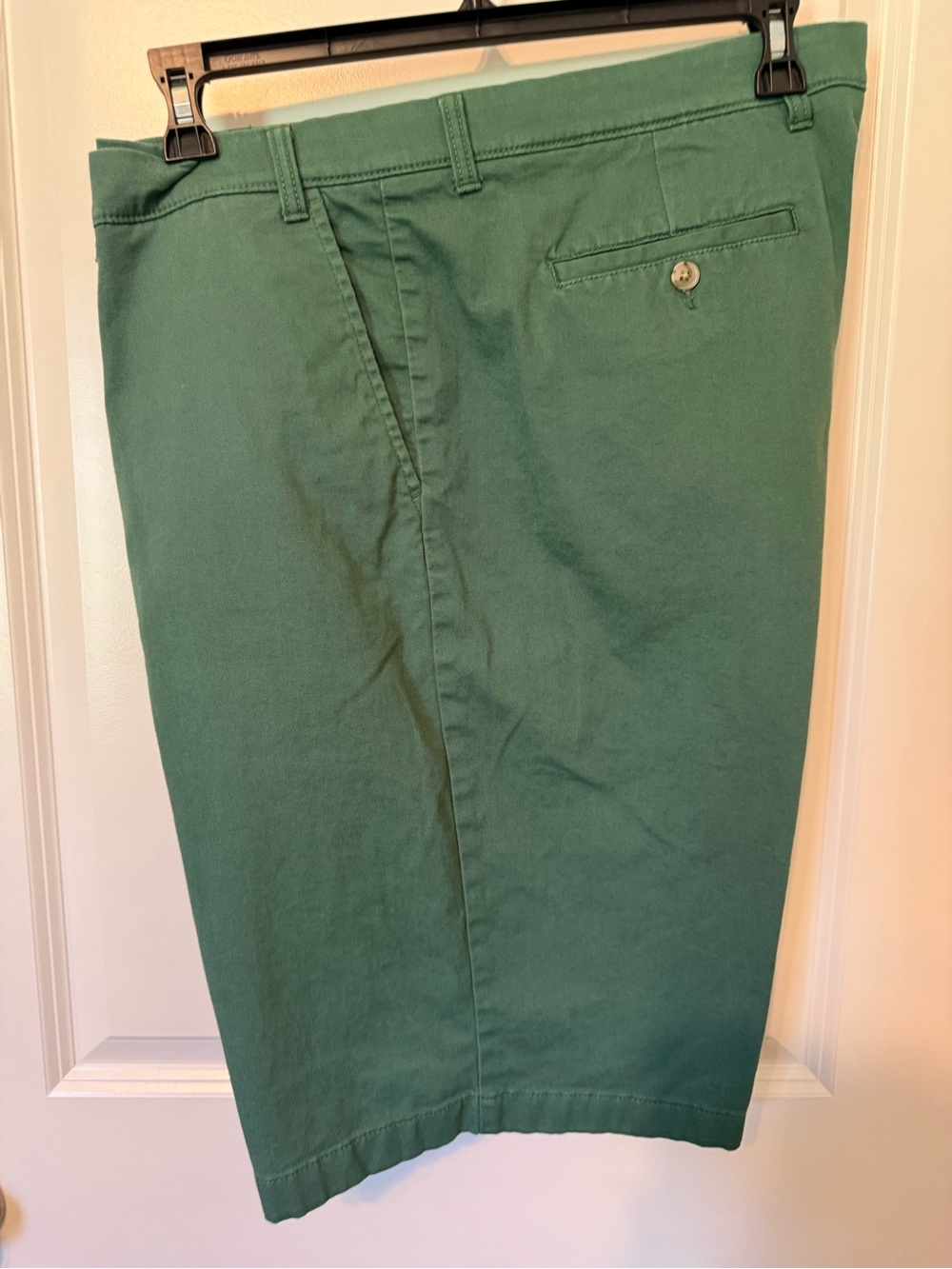 Roundtree & Yorke Forest Green Flat-Front Cotton Shorts